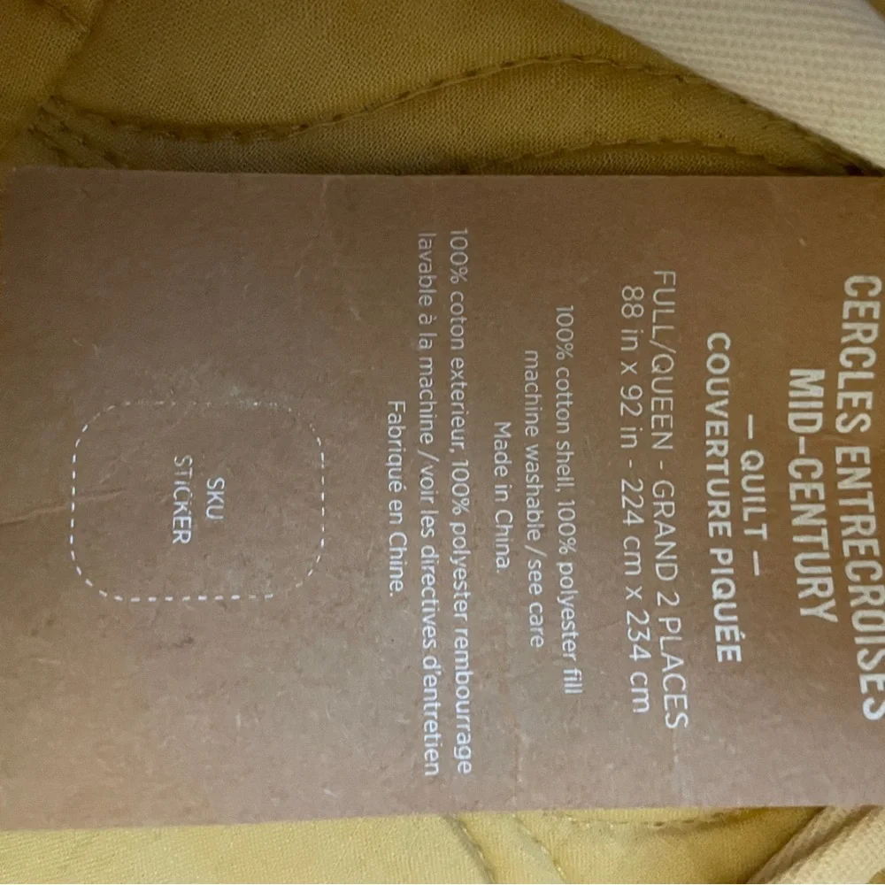 NWT West Elm Mid Century Circle Quilted Mustard Yellow Queen Last one!
